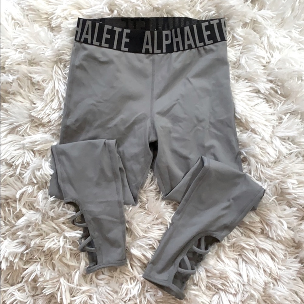 Athletic leggings